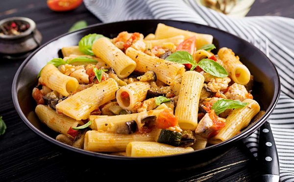 Comment utiliser un cuiseur vapeur pour un repas complet et sain?